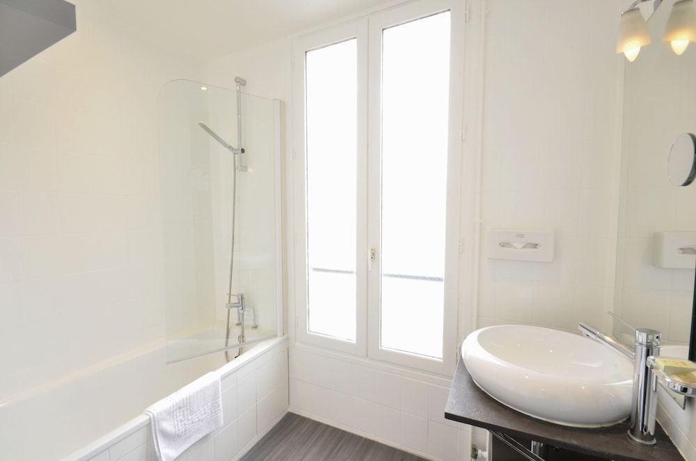 Hotel Jardin de Villiers Double Room 5