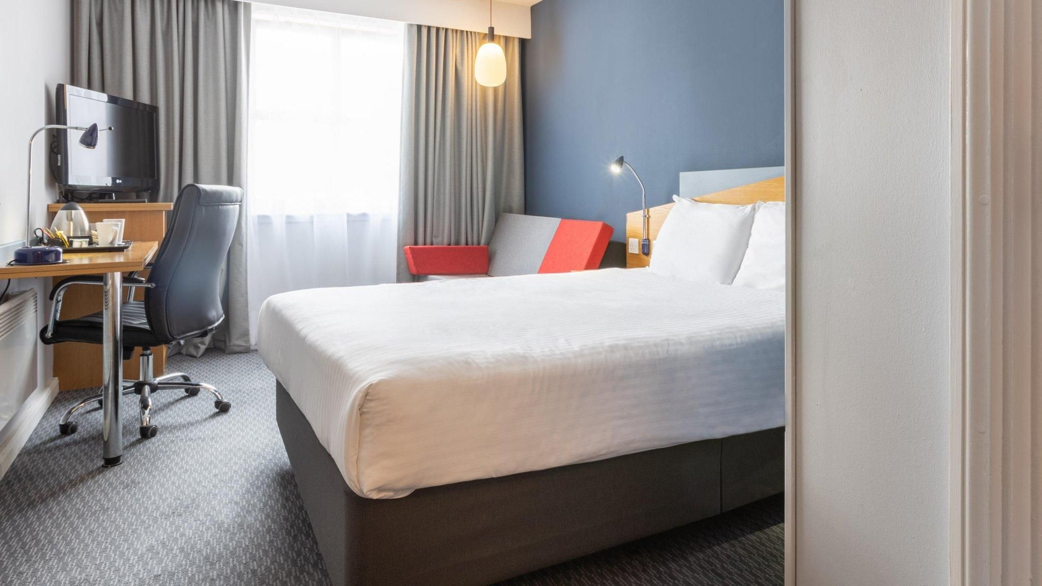 Standard Room with Free Hot Breakfast