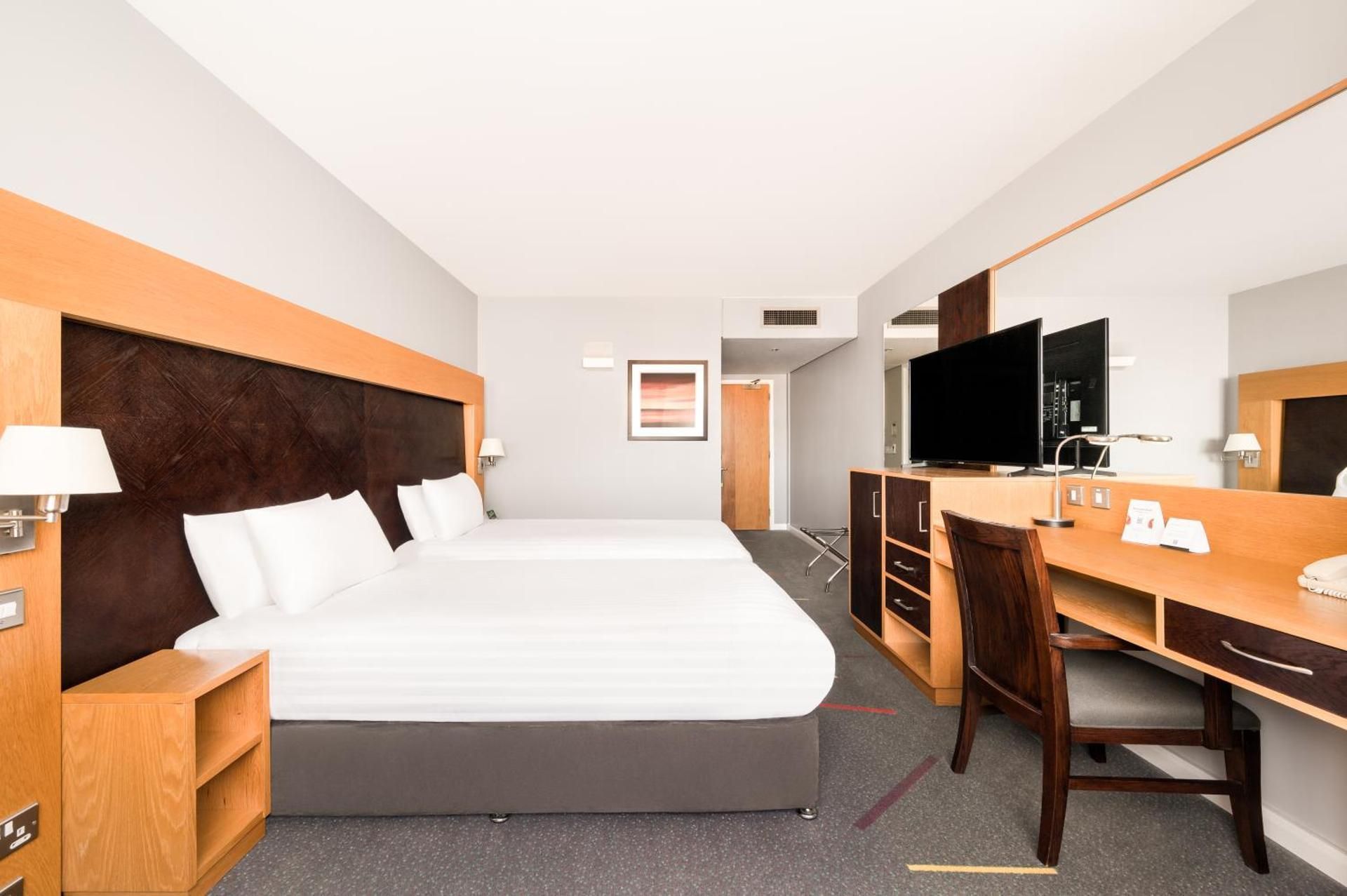 2 Single Beds Standard