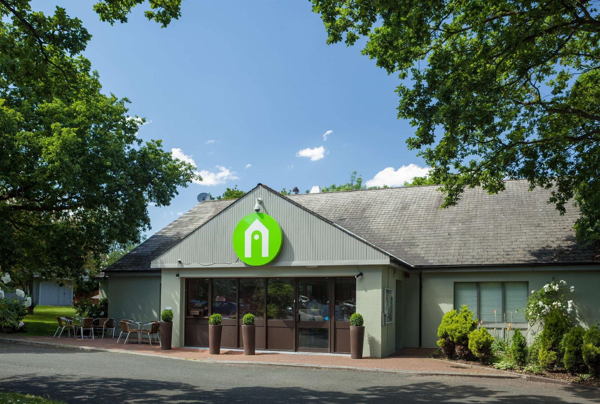 Campanile Basildon - East London