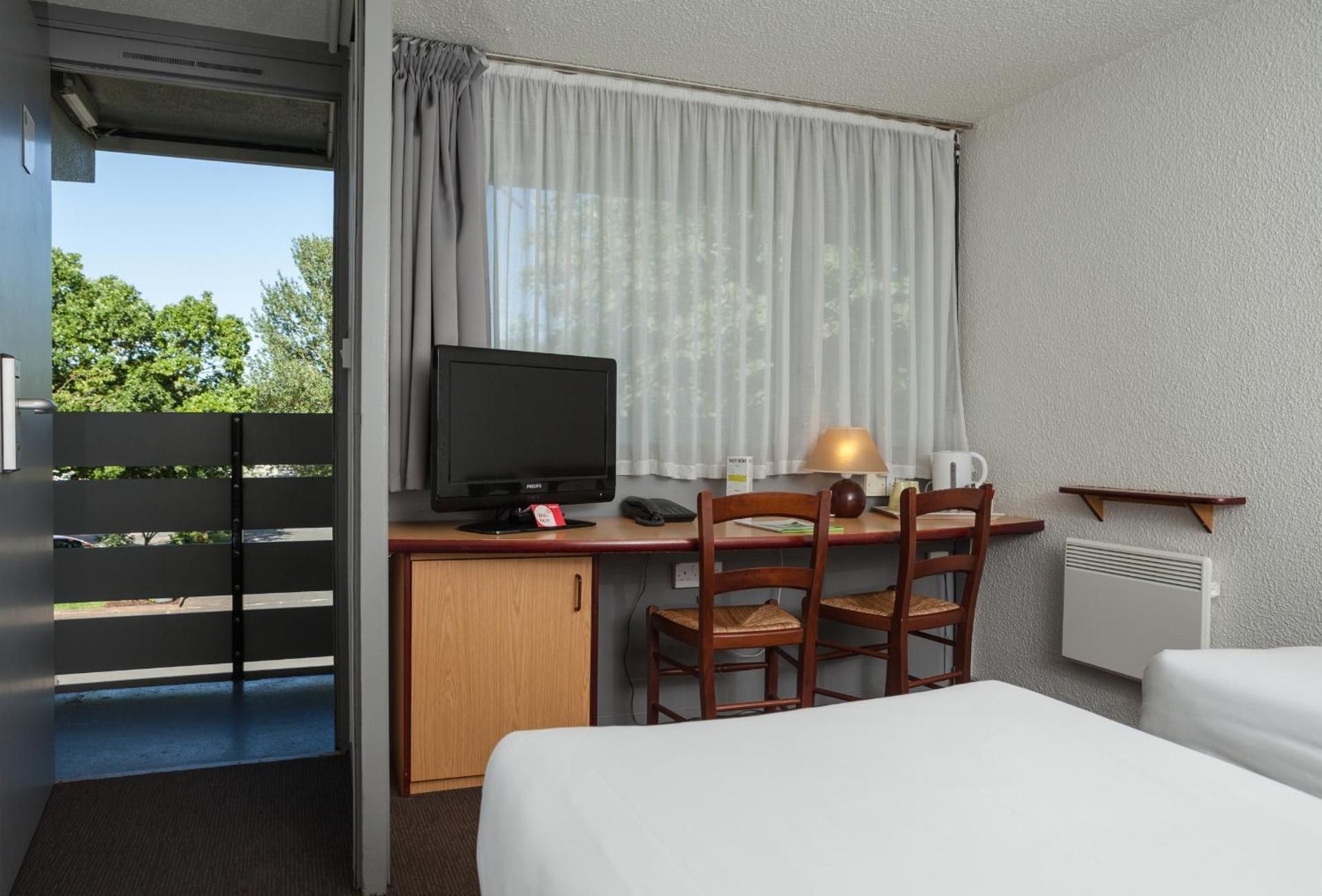 Campanile Basildon - East London Double Room 2