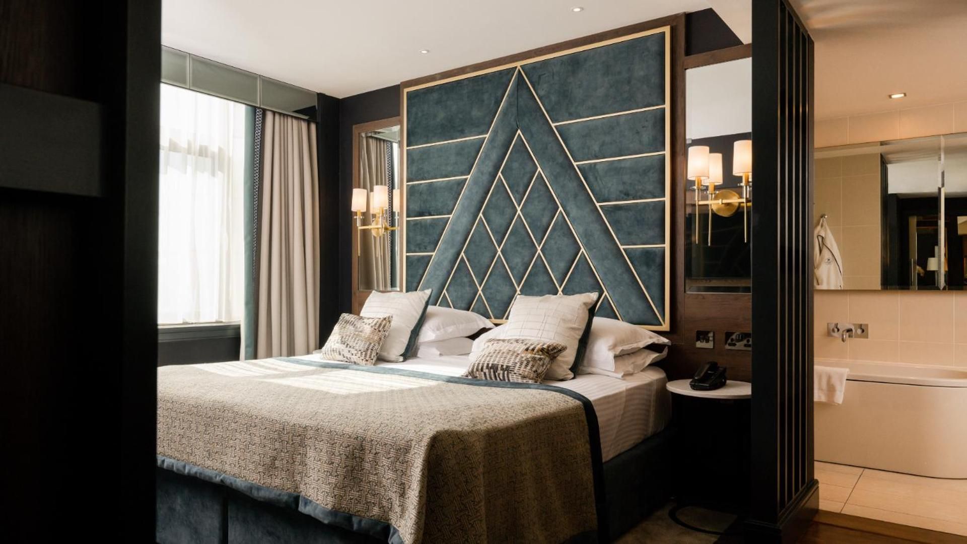 undefined Europa Hotel 10