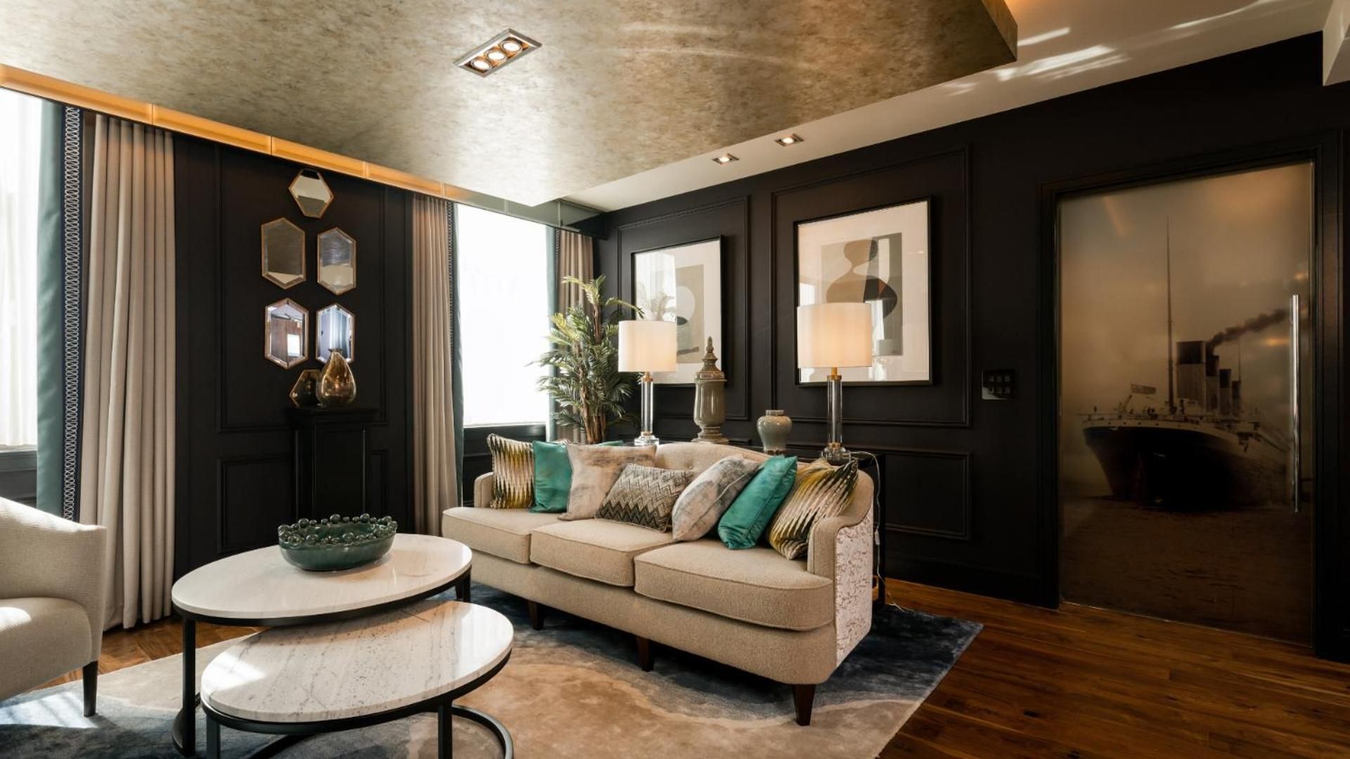 Suite with City View