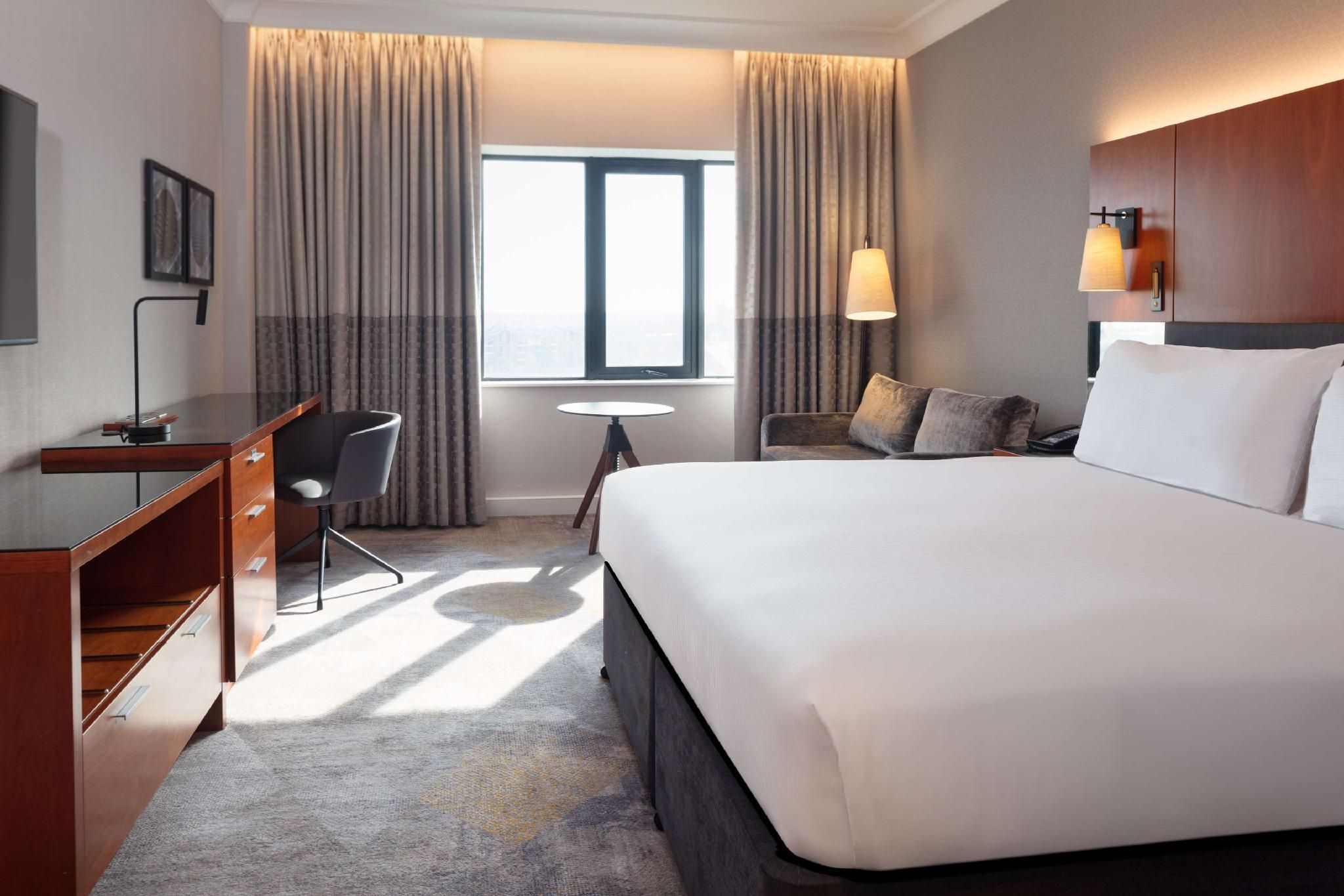 undefined Hilton Belfast 9