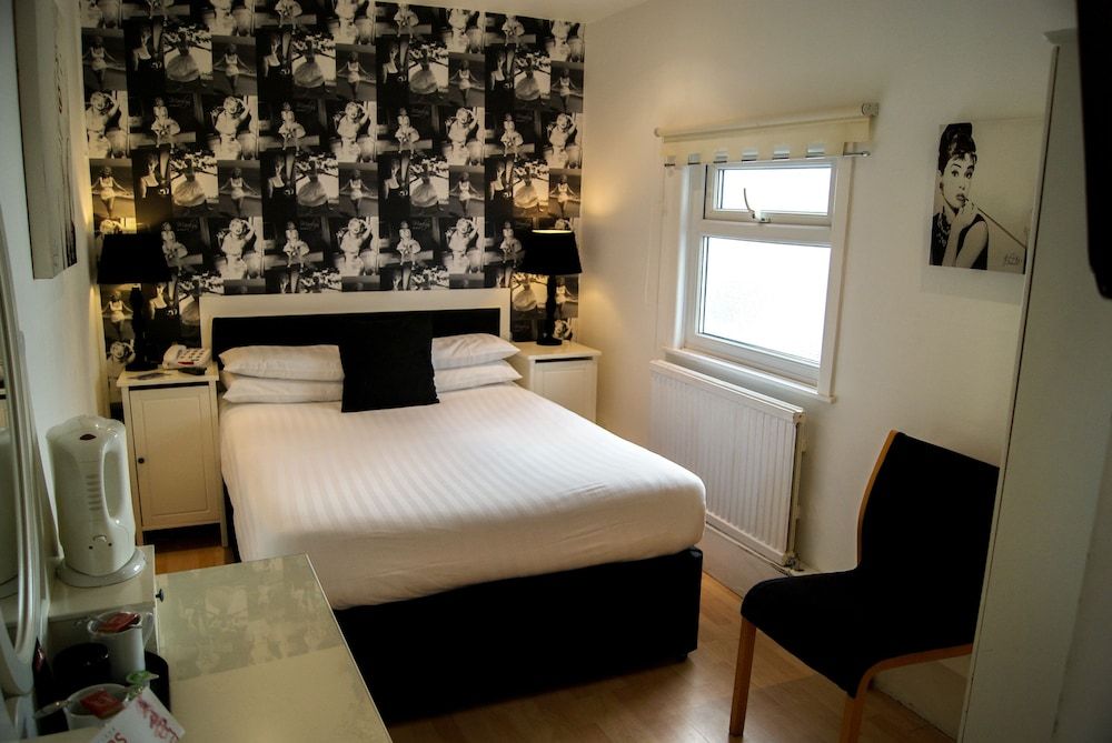 Compact Double Room