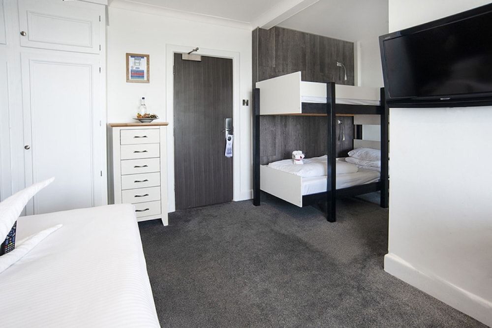 Family Room, Sea View