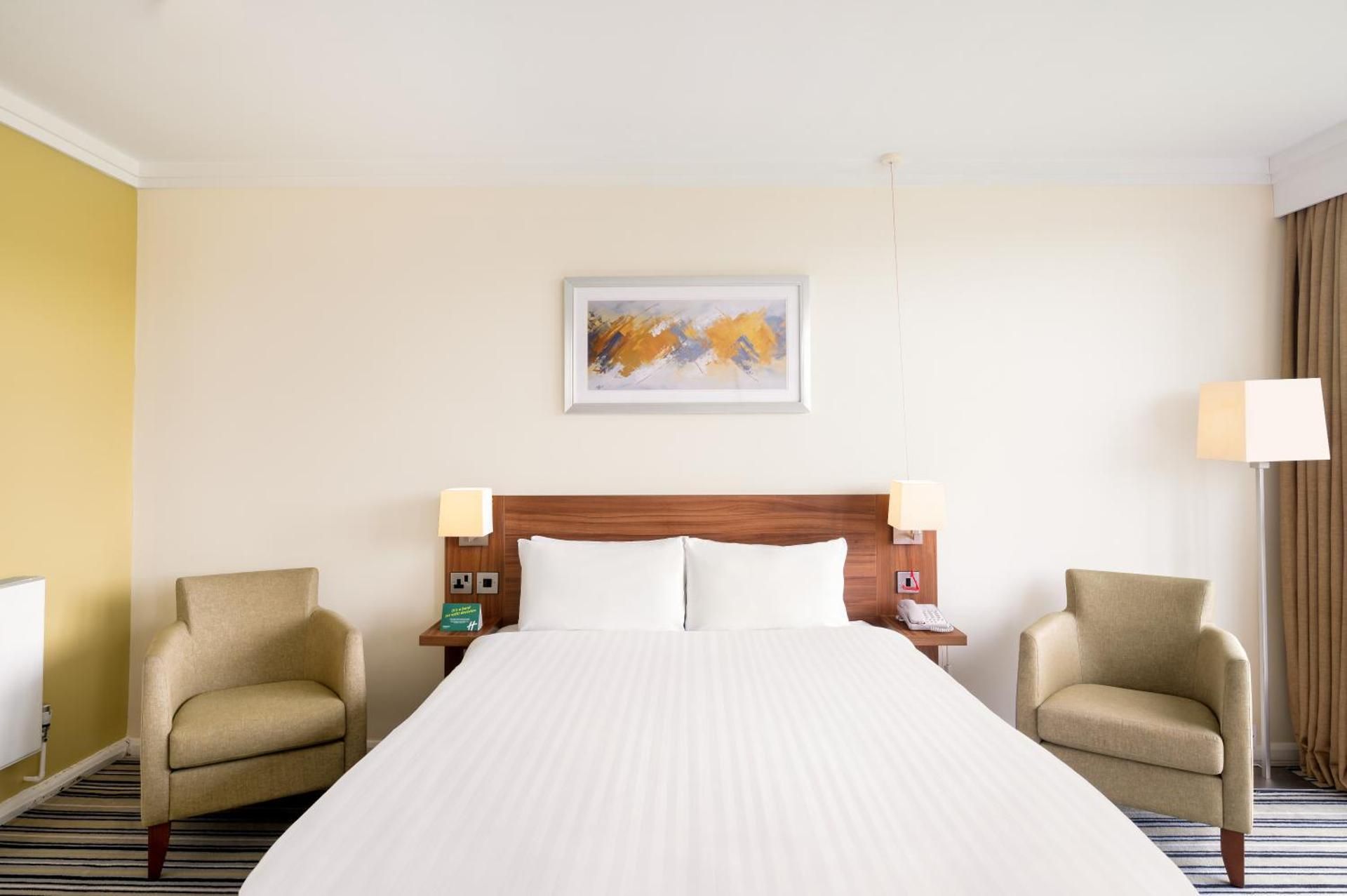 1 Double Bed Standard Accessible