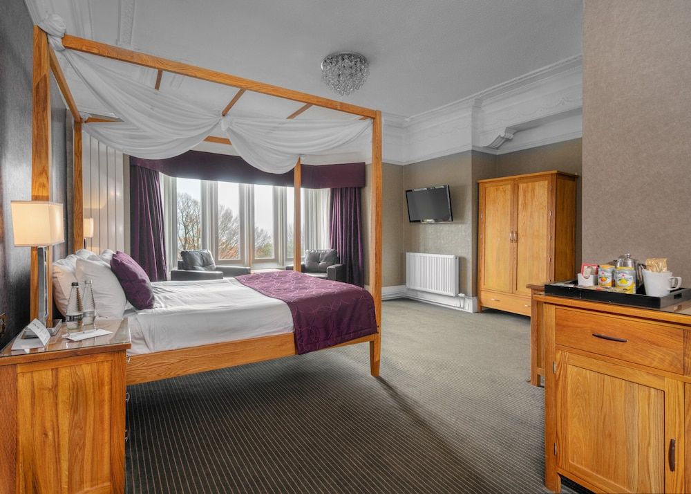 The Higher Trapp Hotel Suite, 1 Double Bed. Garden View (Four Poster Bed) 3