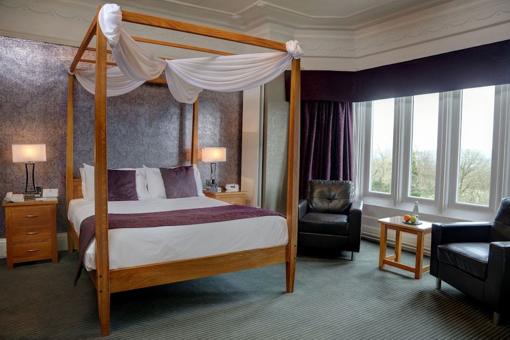 The Higher Trapp Hotel Suite, 1 Double Bed. Garden View (Four Poster Bed) 2