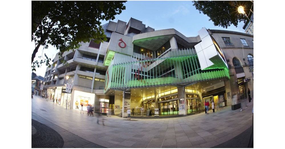 undefined Campanile Cardiff 6