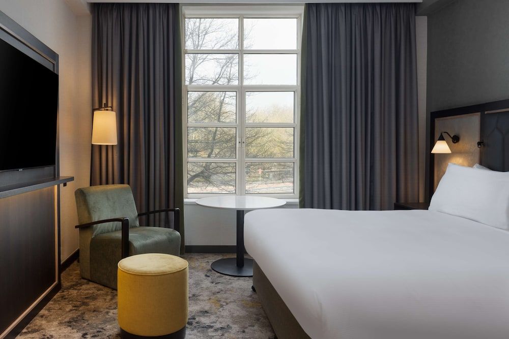 Hilton Cardiff Room, 1 King Bed 2