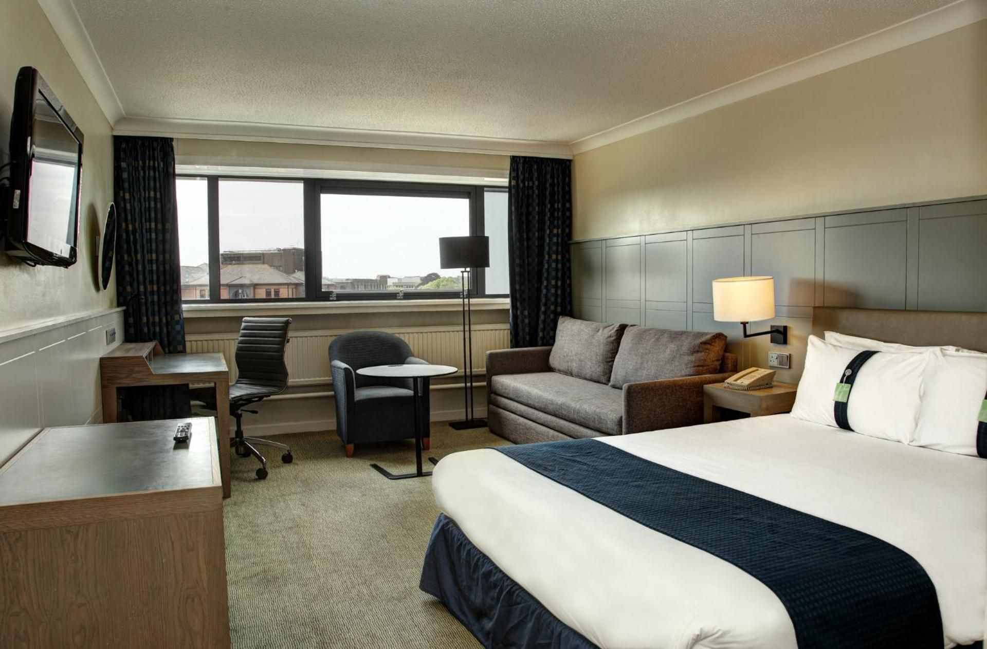 1 Double Bed Standard Minibar