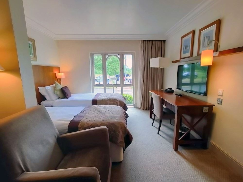 The Priest House Hotel Executive Twin Room, Main House 4