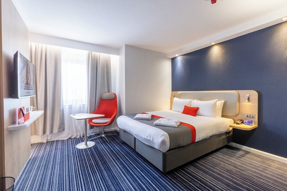 Holiday Inn Express London - Croydon by IHG Standard Room, 1 Double Bed (with Free Hot Breakfast)