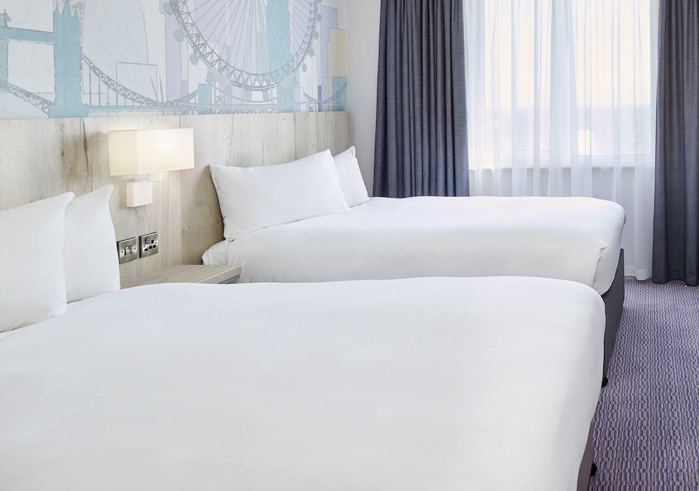 Leonardo Hotel London Croydon Standard Twin Room 3