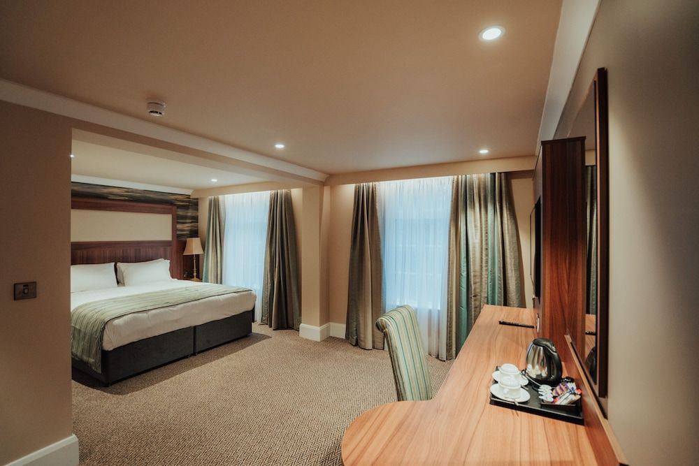 Dunadry Hotel and Gardens Classic Double Room, 1 Double Bed 7