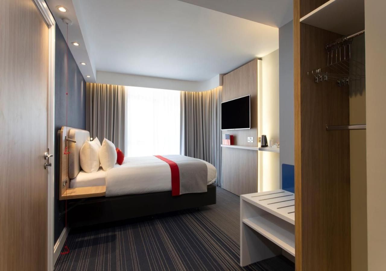 undefined Holiday Inn Express - Edinburgh City Centre by IHG 10