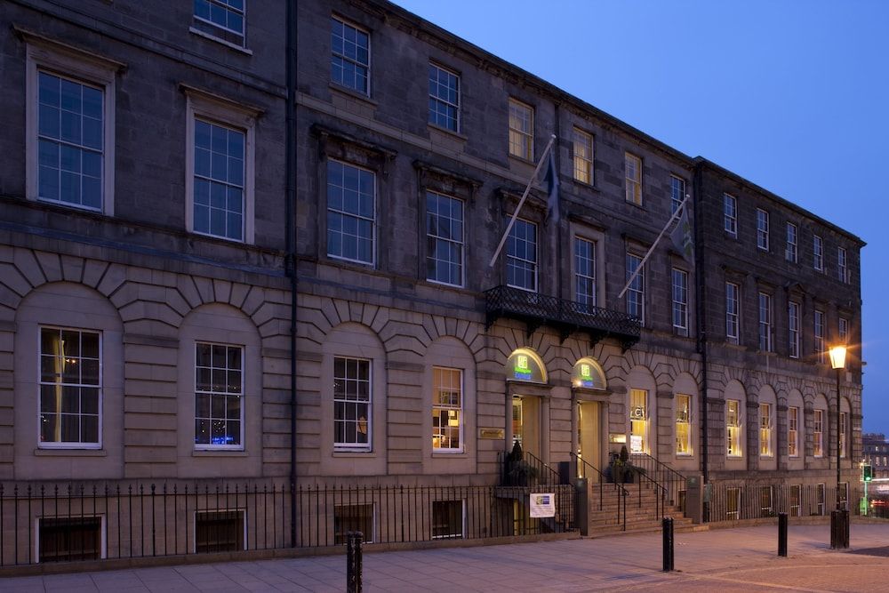 undefined Holiday Inn Express - Edinburgh City Centre by IHG 4