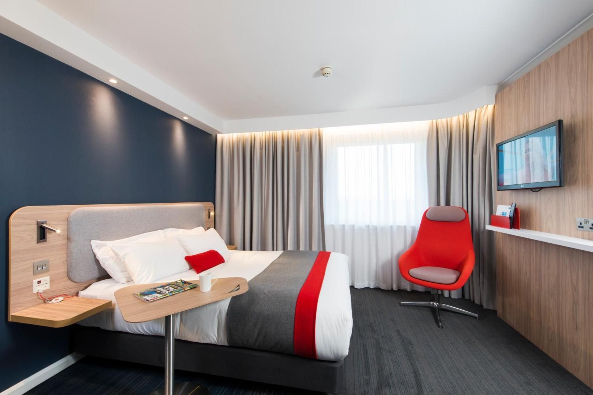 undefined Holiday Inn Express Edinburgh - Leith Waterfront By IHG 9
