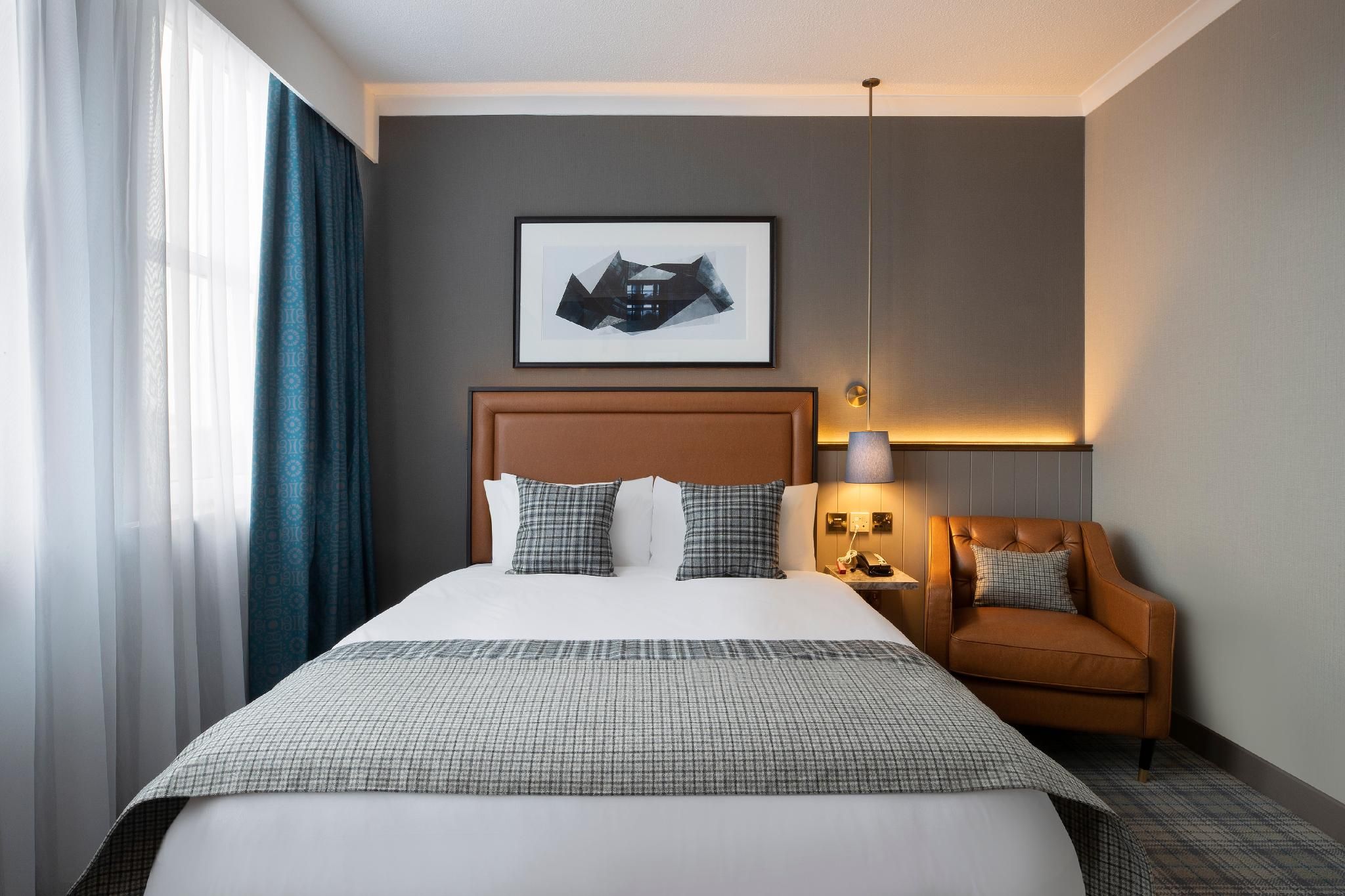 Leonardo Royal Hotel Edinburgh Accessible Double Room (Wheelchair Accessible)