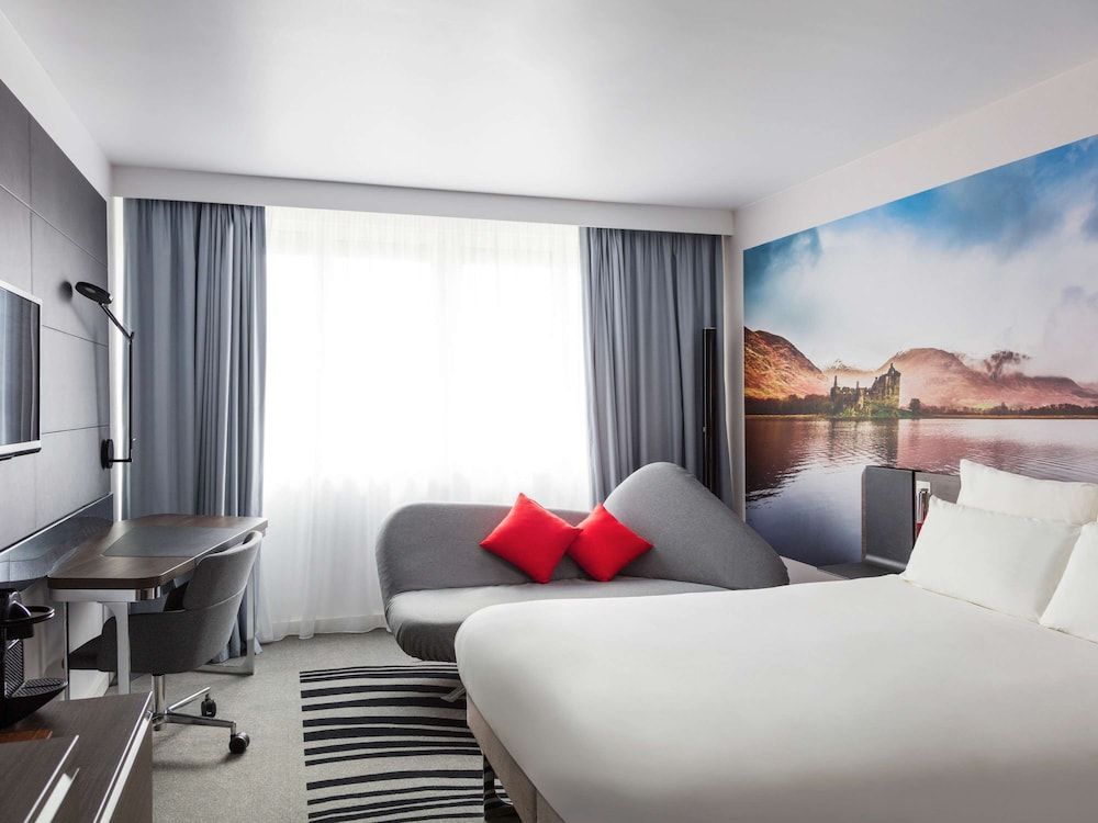 undefined Novotel Edinburgh Centre