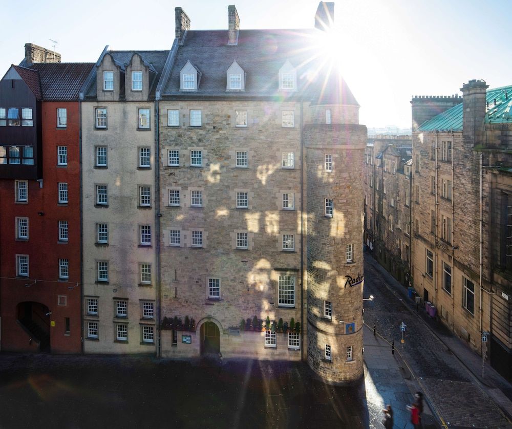 undefined Radisson Blu Hotel, Edinburgh City Centre 8