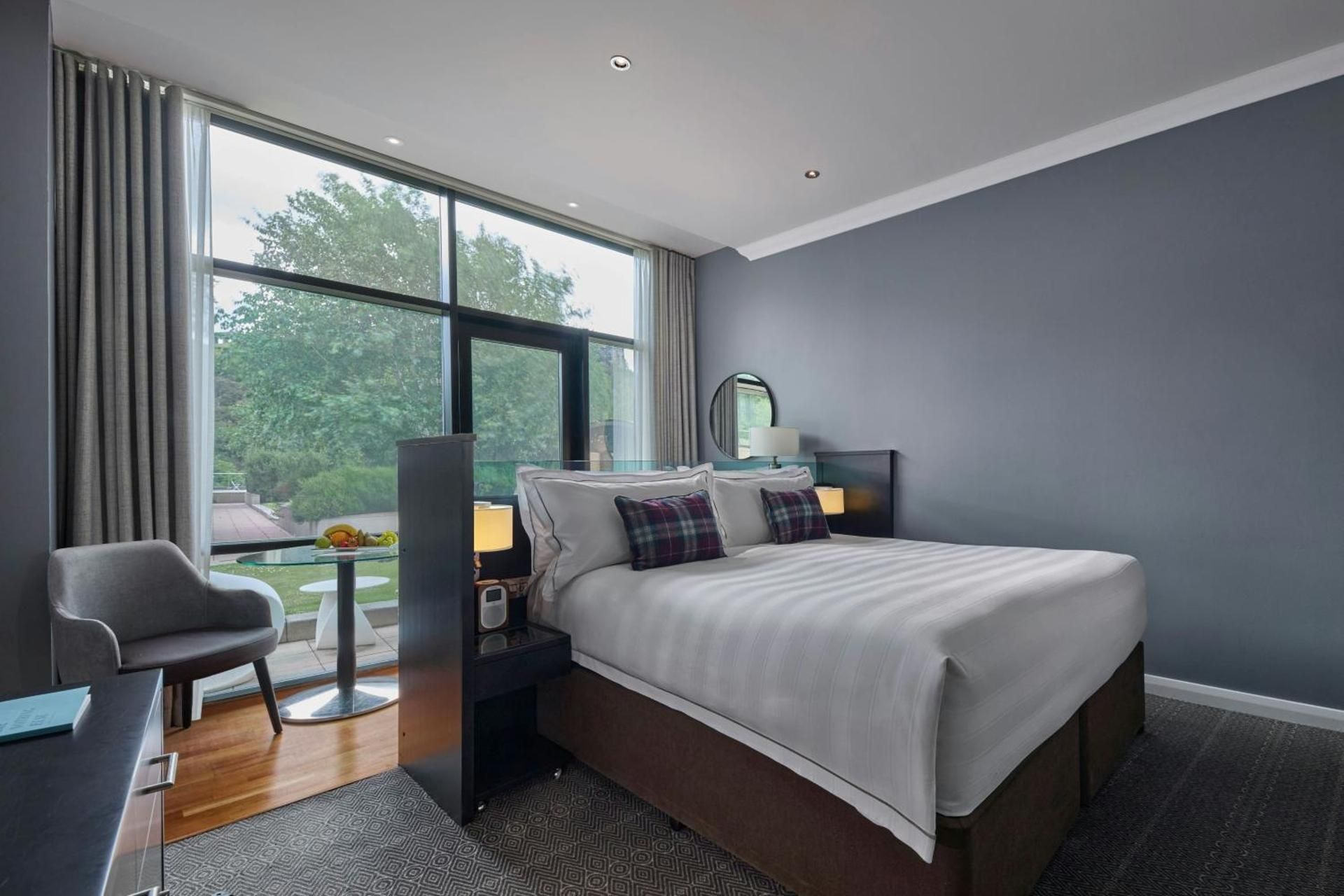 Calton Hill Room, Guest room, 1 King, Calton Hill view, Garden access