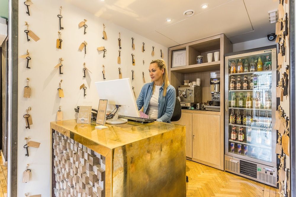 Check-in Check-out Kiosk