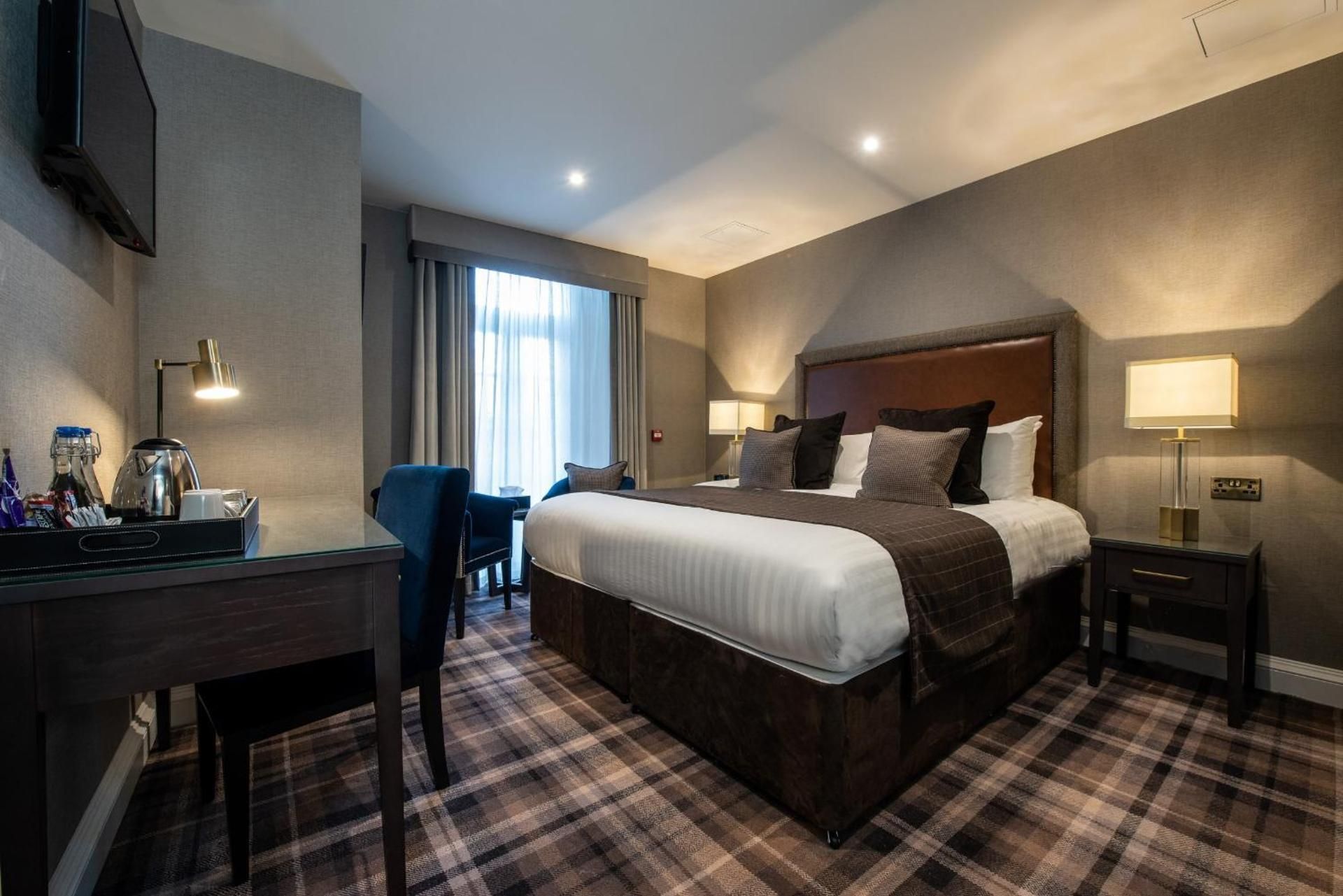 Royal Scots Club at 34A - Annex