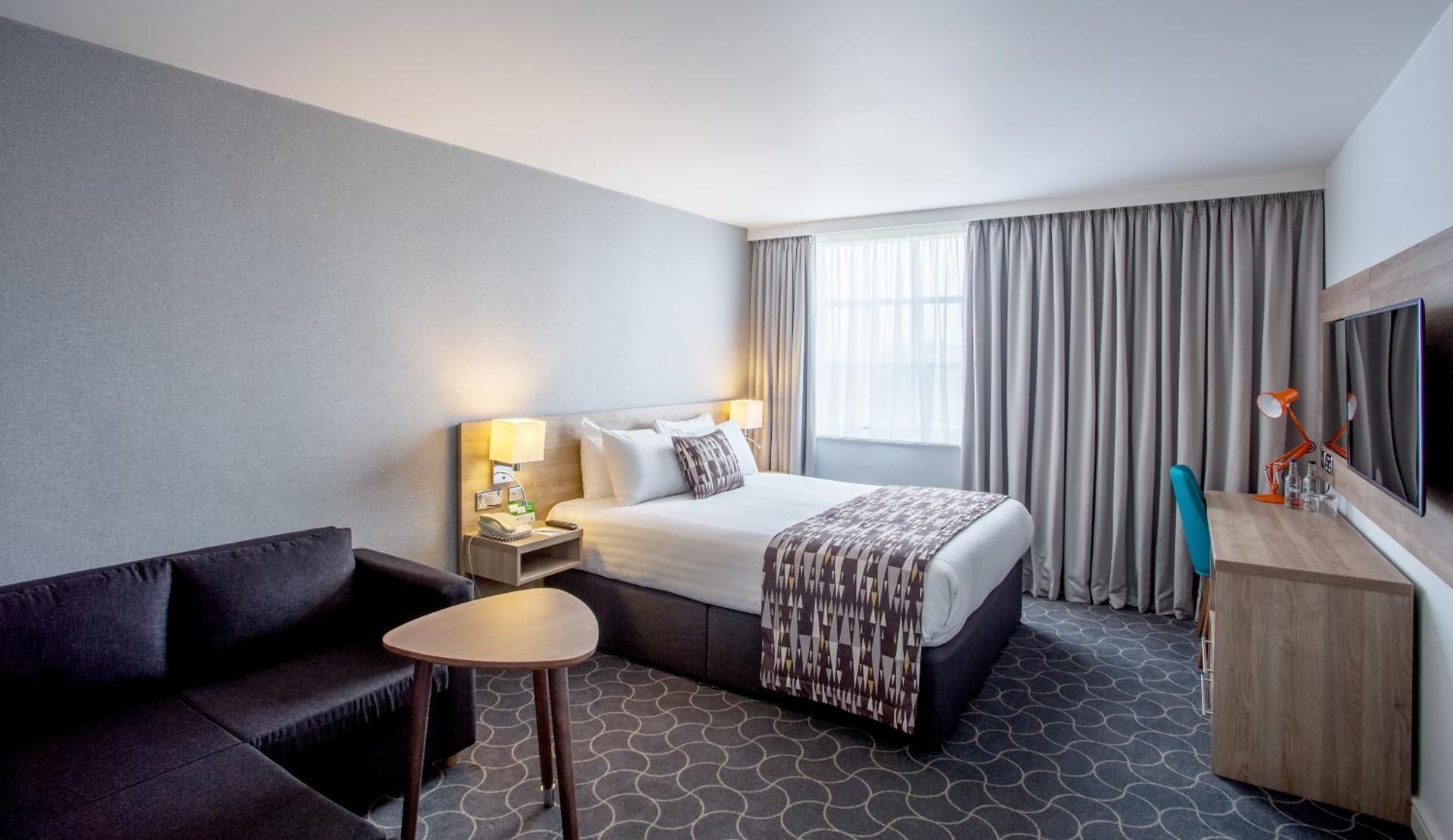 Superior King Room