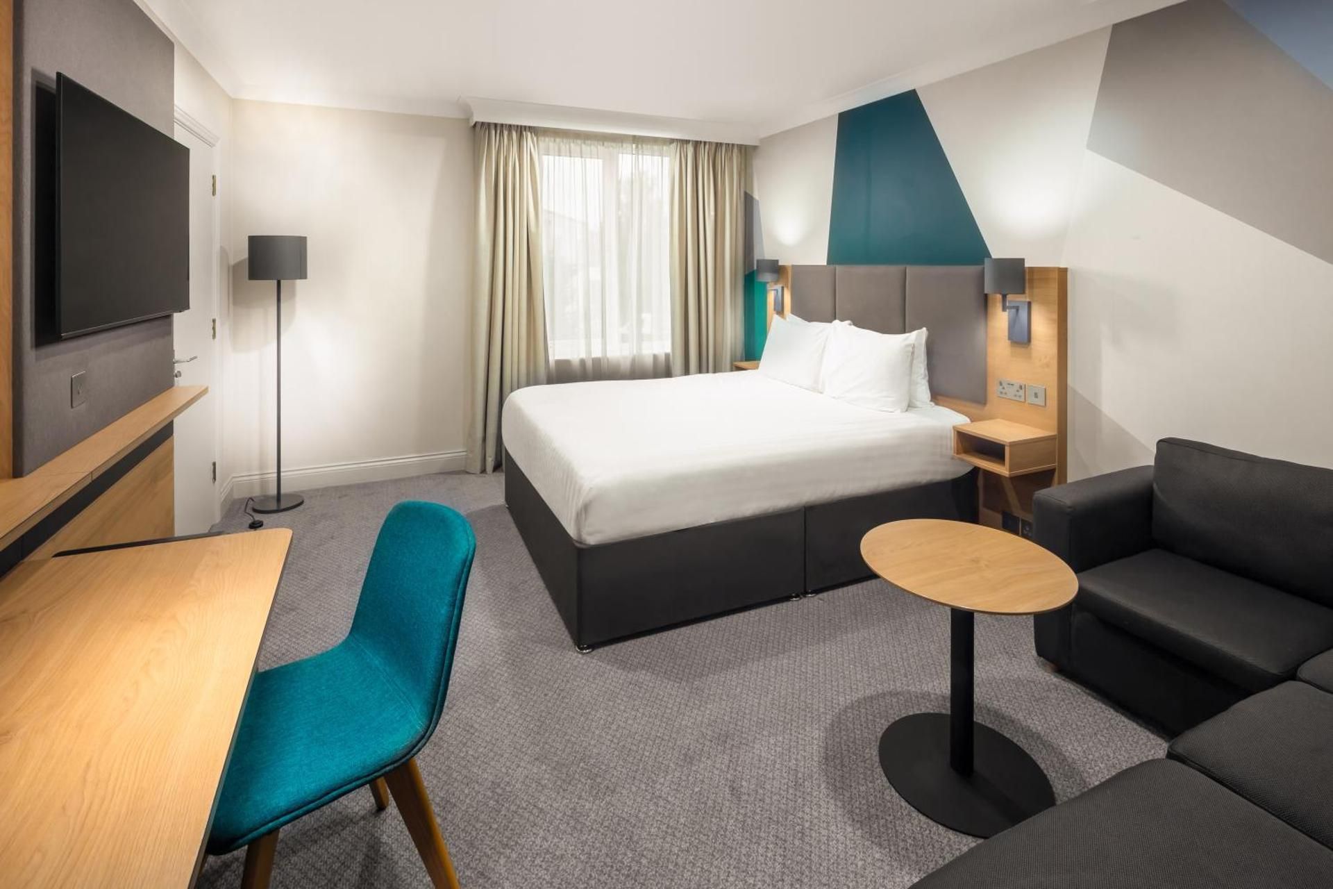 Executive Double Room with Sofa Bed