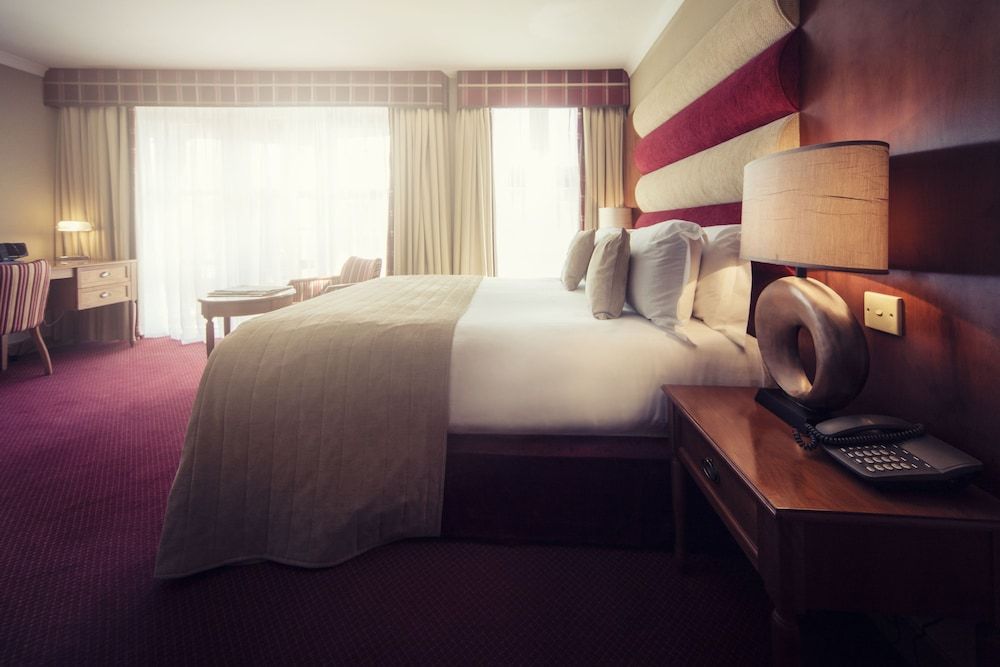 undefined Carlton George Hotel 4