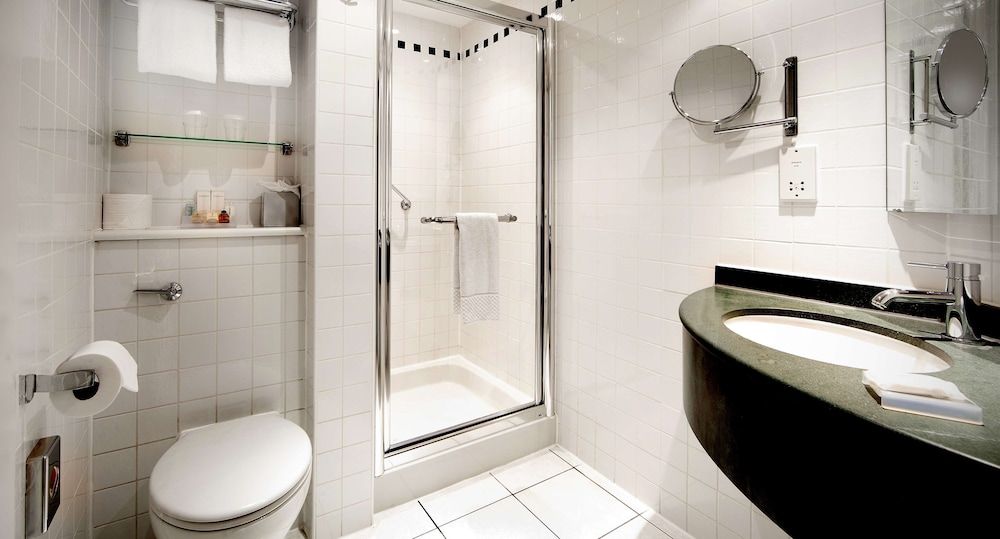 Hilton Garden Inn Glasgow City Centre Room, 1 Queen Bed, Accessible, River View 7