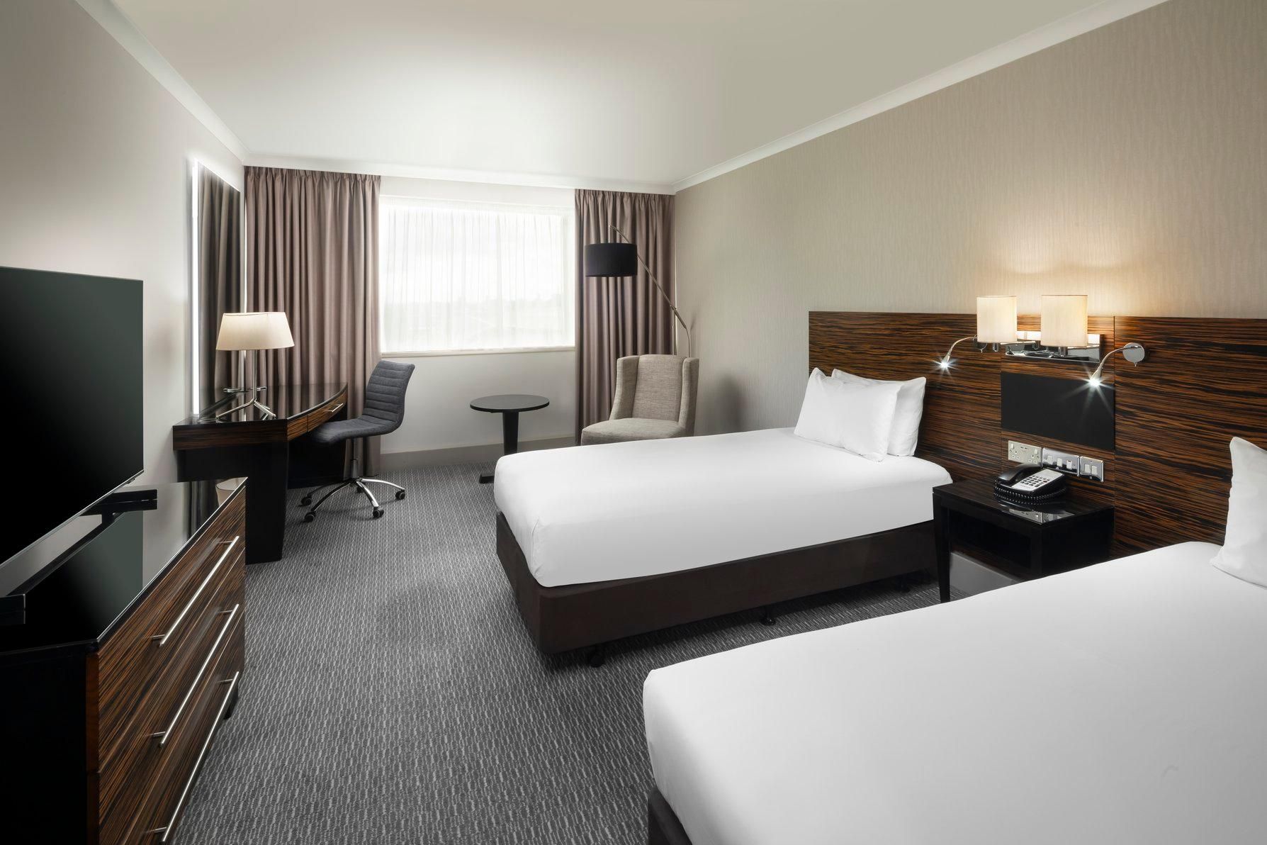 2 Single Beds Premium