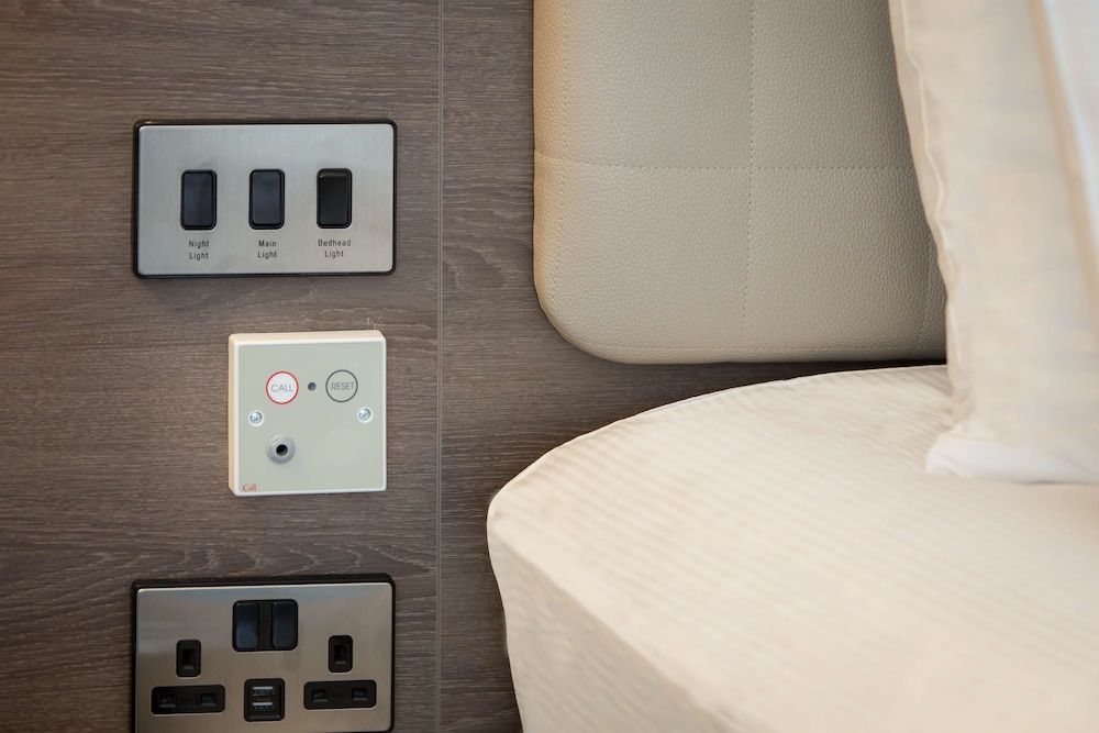 Hilton Glasgow Accessible Queen Room (occupancy 2) 6