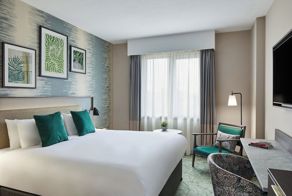 Leonardo Royal Hotel Glasgow Superior Double Room 2