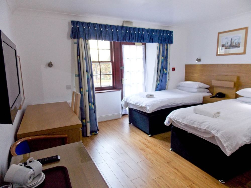 The Victorian House Budget Twin Room, En-Suite 6