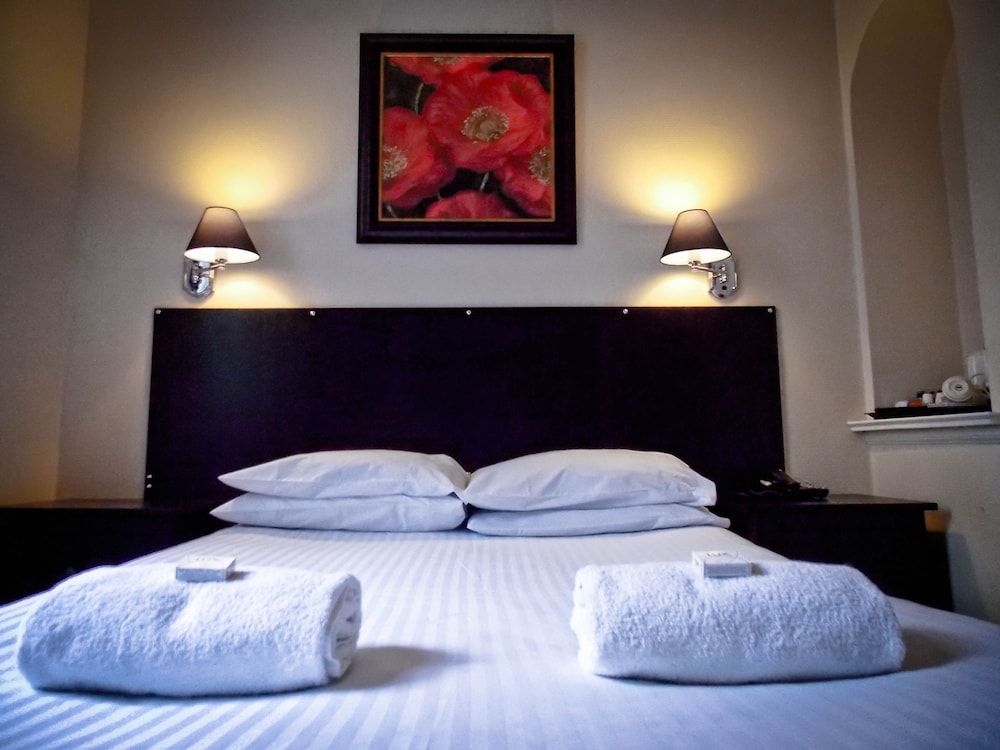 Budget Double Room, En-Suite