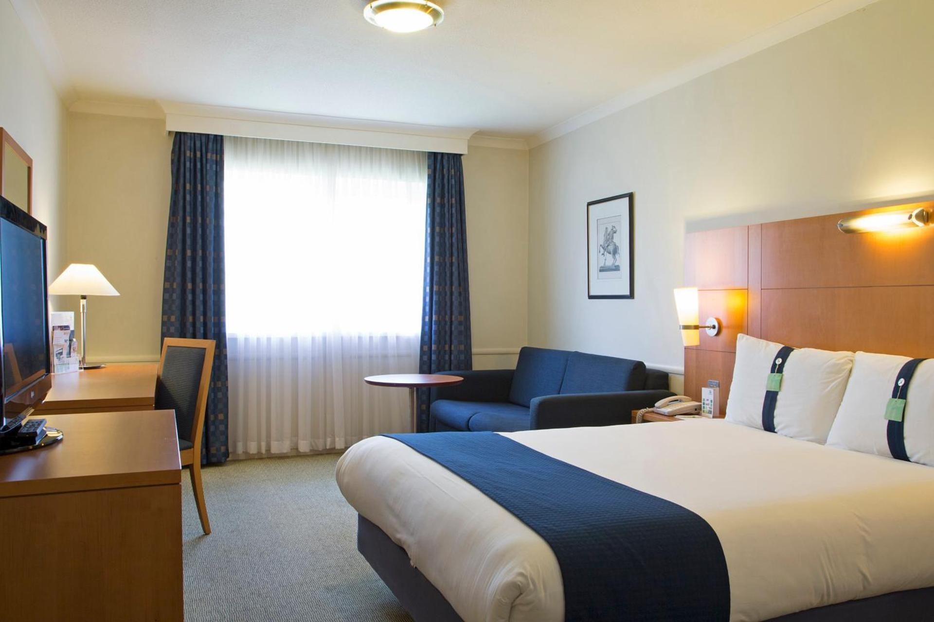 Standard Double Room with Single Sofa Bed