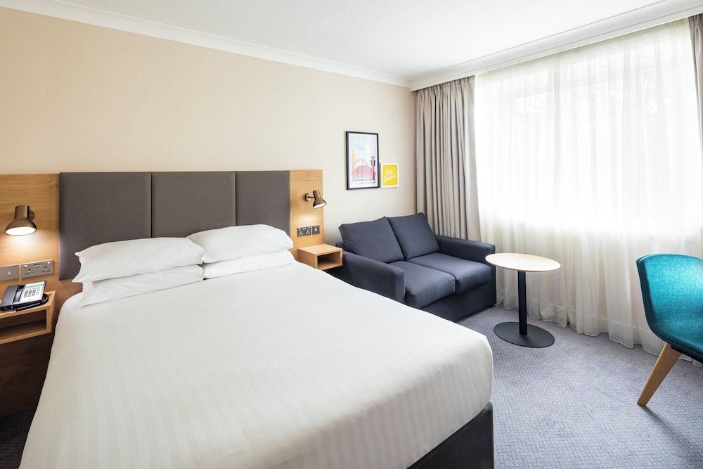 Premium Room, 1 Queen Bed (Stocked Minibar)