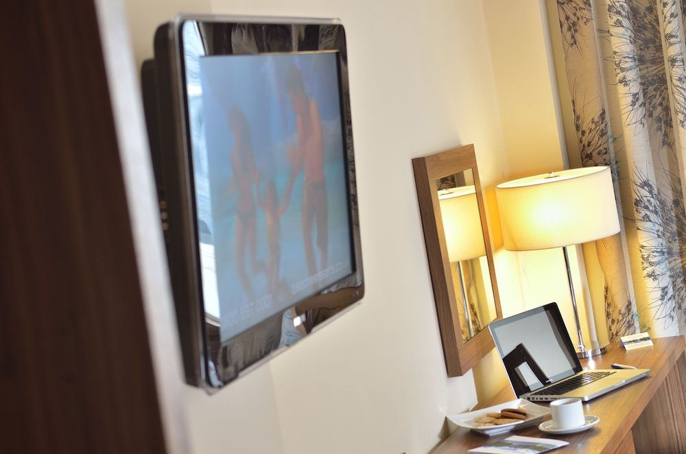 Riverside Hotel Standard Double Room 15