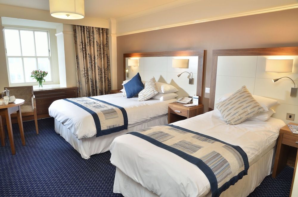 Riverside Hotel Family Room 4