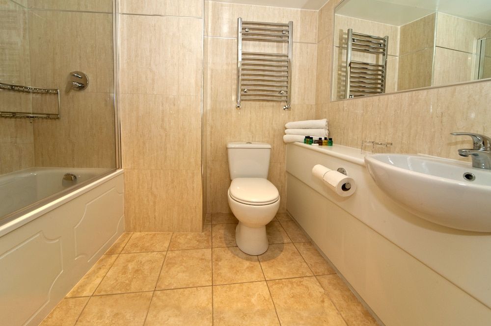 Riverside Hotel Standard Double Room 12