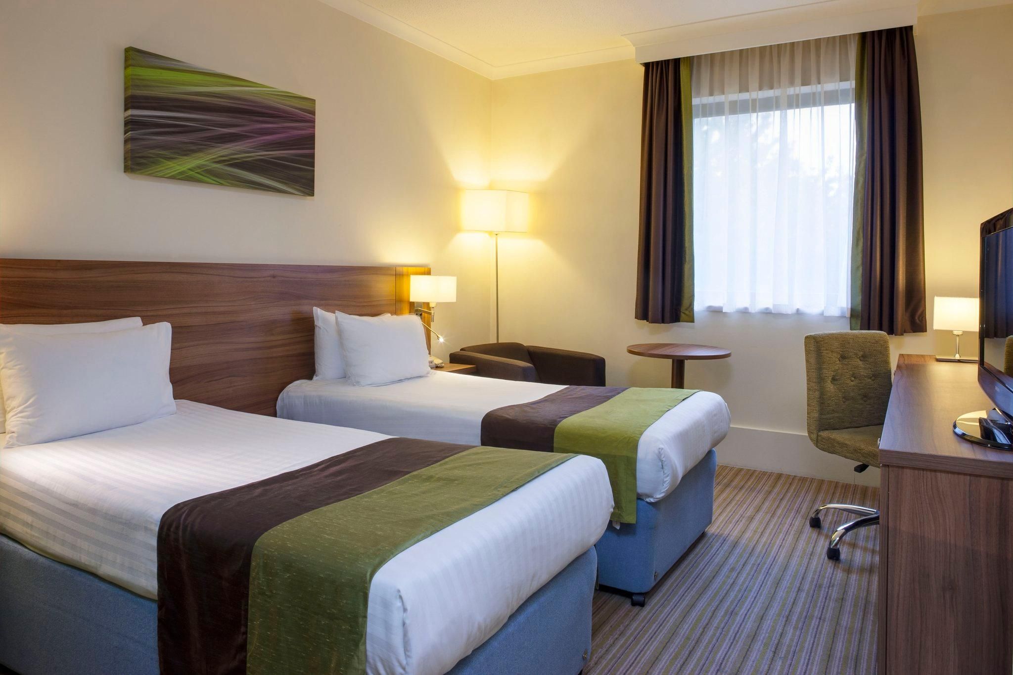 2 Single Beds Standard