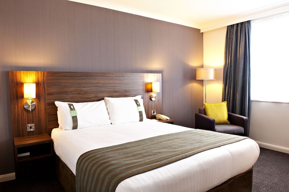 Holiday Inn Liverpool City Centre by IHG Standard Room, 1 King Bed