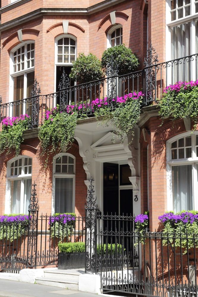 undefined The Athenaeum Hotel & Residences 2