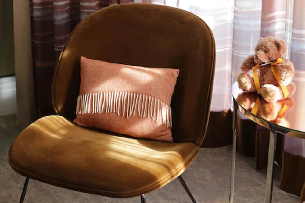 The Athenaeum Hotel & Residences Superior Double or Twin Room (Townhouse) 3