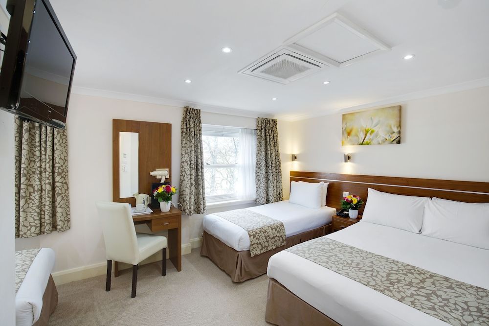 Standard Quadruple Room