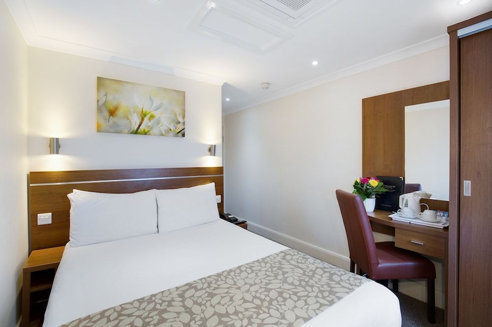 Park Avenue Bayswater Inn Hyde Park Standard Double Room 3