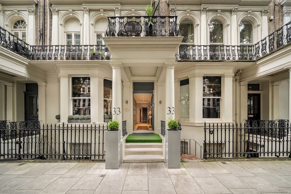 undefined The Beaufort Knightsbridge